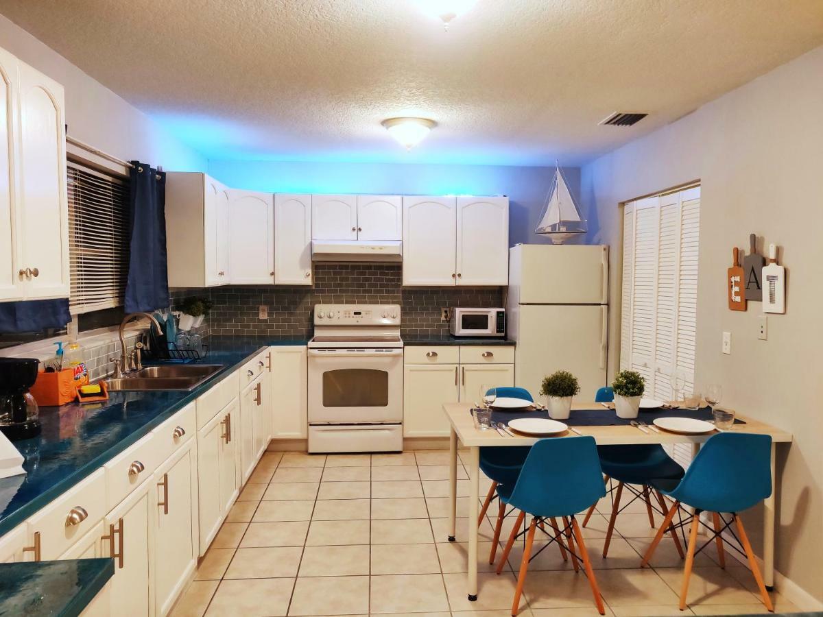 Manatee River Cottage In Historical Oldtown, Sleeps Up To 7 People Palmetto 外观 照片